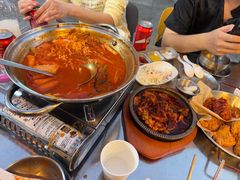 -富乐满 炸鸡&韩国料理 불로만(虹泉路店)