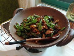 郑哥小炒肉-丹江口渔村·湘味厨房(桃园店)