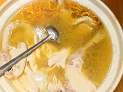 -房县土本味土鸡汤特色餐厅(沌口店)