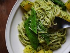 培根蒜香罗勒青酱面-Rabbit Cafe私房西餐甜点咖啡(栖霞路店)