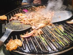 -燚店·铁板鱼蛙·烤肉·烤串(北新桥店)