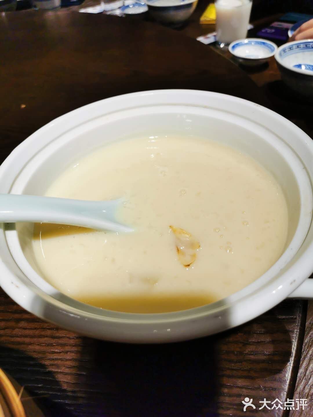 南京大牌档在无锡开了也几个年头了，开业到现在才吃过2