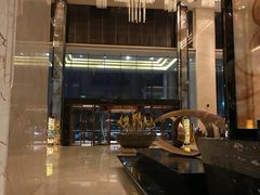 -中山利和希尔顿酒店