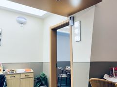 -肥肥虾庄·金牌油焖大虾(汉口城市广场店)