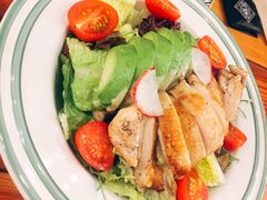 牛油果烤鸡沙拉-I HOLIC艾豪丽披萨(KKone店)