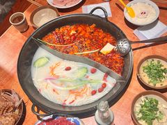 -周小明火锅(黑金冠社区店)