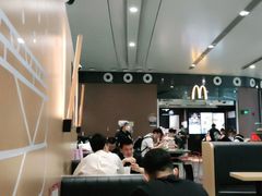 -麦当劳(北京大兴机场二层国内到达(安检外)店)