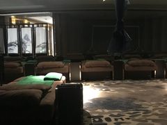 -大连金石滩绿发温泉假日酒店
