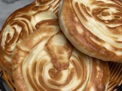 摩登粑粑-蔼若春.传承云南菜(金碧公园店)