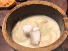 黄鱼煨面-杭州西子湖四季酒店·金沙厅