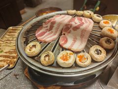 -草家酱蟹炭火烤肉店(珲春南路二店)