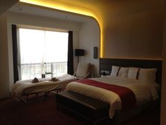 大床房-上海松江假日酒店