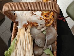 -海底捞火锅(莘松路店)