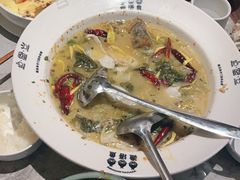 -渔语鱼新川菜Bistro(万象天地店)