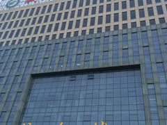 -文登区体育公园-停车场