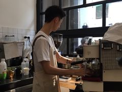 -无牌咖啡&酒馆