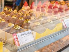 -85度C(生甜甜圈研究工坊·上海松江人民北路店)