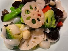 荷塘月色百合香-菩提素素食餐厅(晶郦馆店)