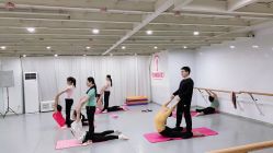 -艺佳舞蹈培训学校