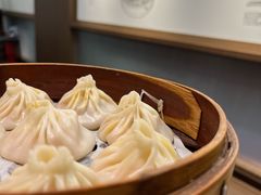 -莱莱小笼·乔艾