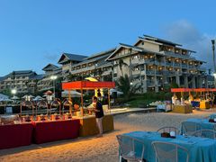 -亚龙湾希尔顿自助餐厅·海鲜·烧烤·沙滩BBQ·现场乐队