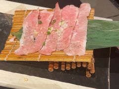 -山川小町·极番烧肉(新地假日广场店)