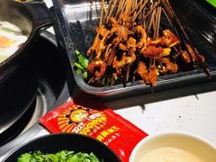 -钢管厂五区小郡肝串串香(奥克斯广场锦城万达店)