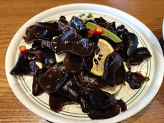 -云海肴·汽锅鸡·云南菜(天山百盛优客店)