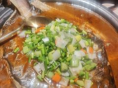 酱香烤鱼-探鱼·鲜青椒爽麻烤鱼(北京路天河城店)