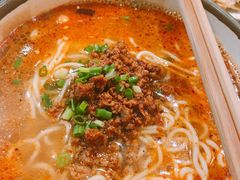 -谭师爷龙抄手(白下路店)