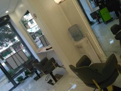 大厅-3AM HAIR SALON烫发染发接发