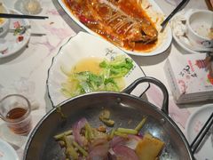 -小凤庭·地道湖北菜武昌鱼·藕汤(38年黄鹤楼店)