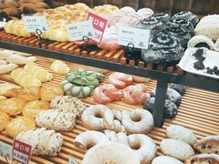 -焙丽拾光(麦凯乐直营店)