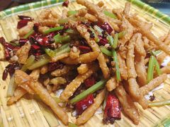 -黄泥岗·地道湖北菜(奥特莱斯店)