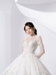 -予白婚纱礼服馆