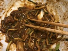 -黑八私房老北京炸酱面