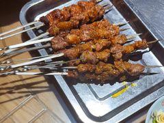 -马路牙子烧烤音乐酒馆(望京店)