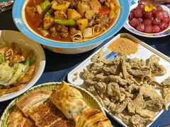 -伊带伊路新疆美食府(呼家楼店)