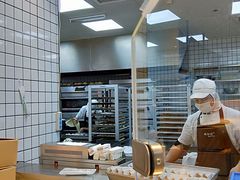 -鲍师傅糕点(江苏路店)