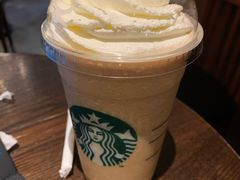 -星巴克(西藏路店)