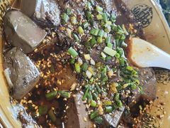 -周老三跷脚牛肉·全牛火锅(非遗传承店)
