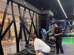 -懒人Club健身(卓越时代广场店)
