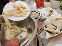 -台北吴记老锅底麻辣火锅(蓝村路店)