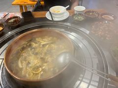 -阿山卓·野生菌火锅·纳西火塘烤肉