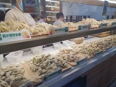 面包甜点陈列柜-袁记云饺(蛇口店)