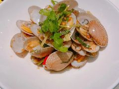 -港丽餐厅(高德置地店)