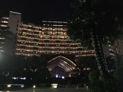 -三亚湾海居铂尔曼度假酒店