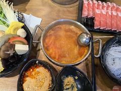 -呷哺呷哺(万达新世界店)