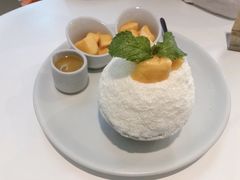 芒果雪冰-Cheevit Cheeva(Sirimangkalajarn)
