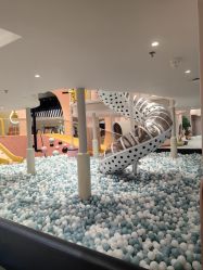 -奈尔宝·儿童乐园·亲子餐厅(鄞州万达店)